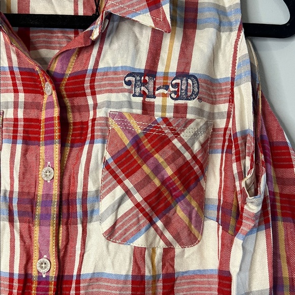 NWT Harley Davidson Women's Red and White Plaid Cold Shoulder Button Down Shirt - Picture 2 of 7